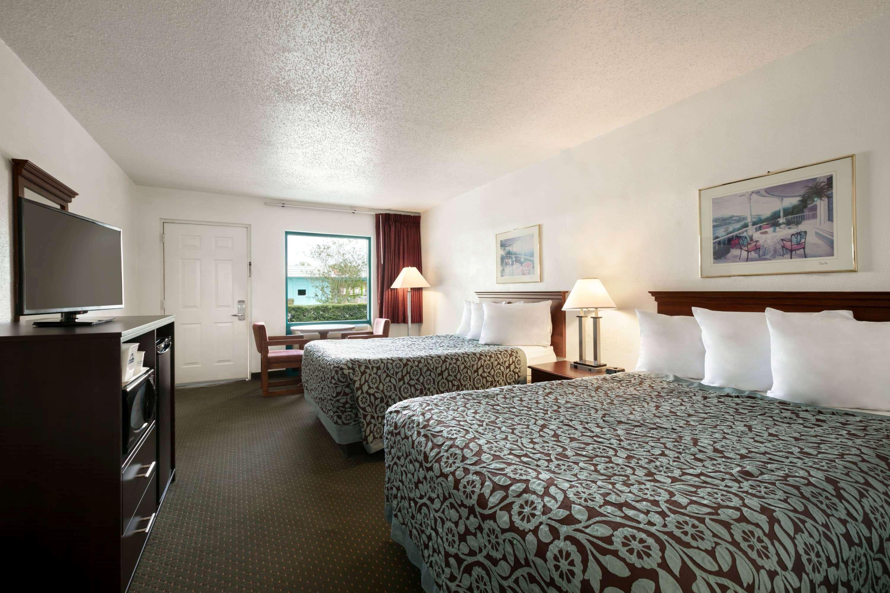 Days Inn By Wyndham Clearwater/Central Kültér fotó